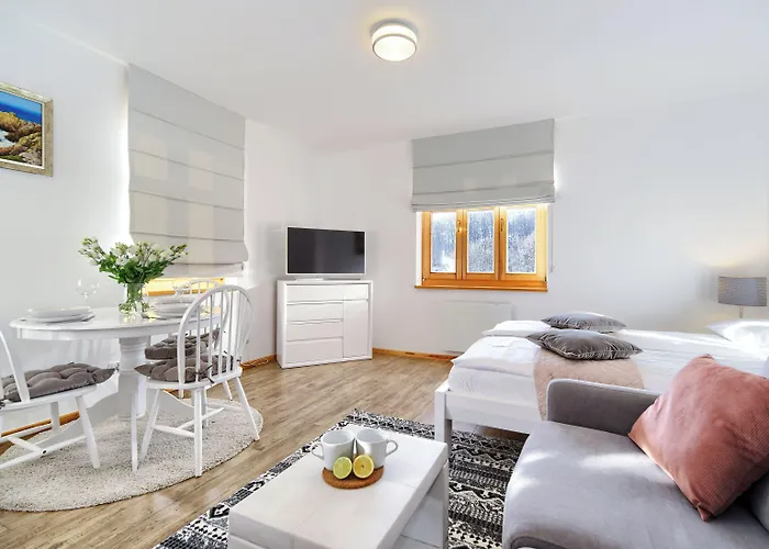 Imperial - Male Morze ソポト